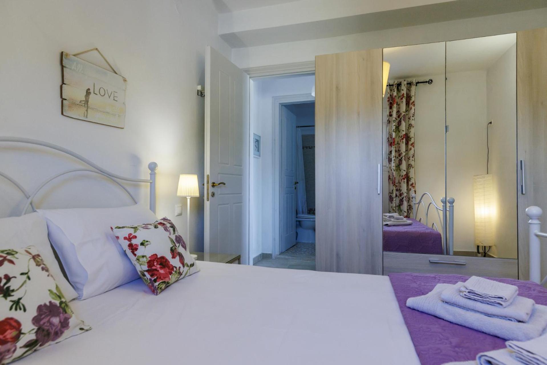 Apartment Pavlos *