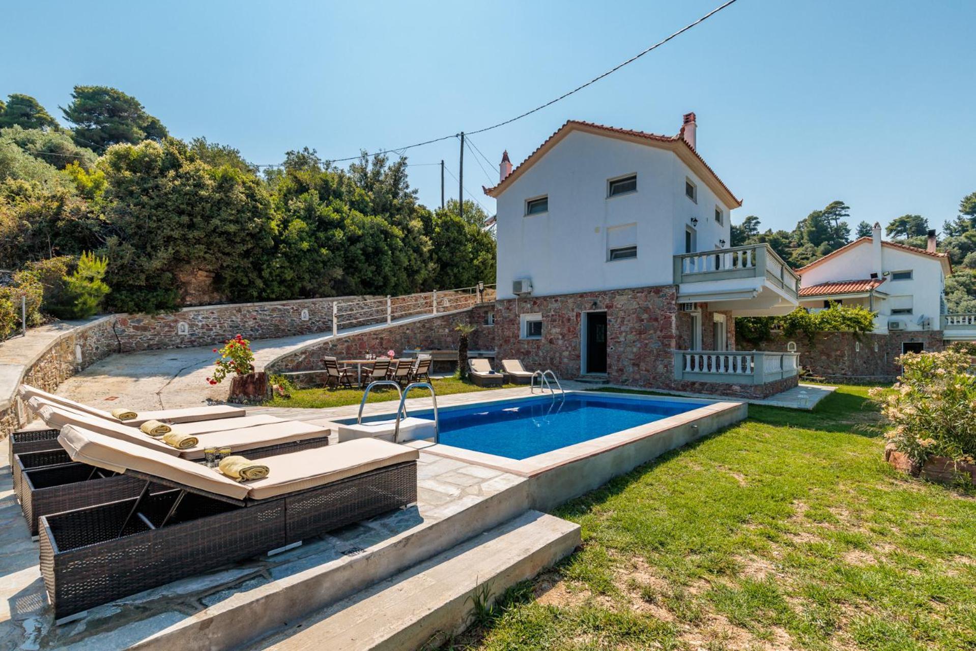 Pavlos * Skopelos Town