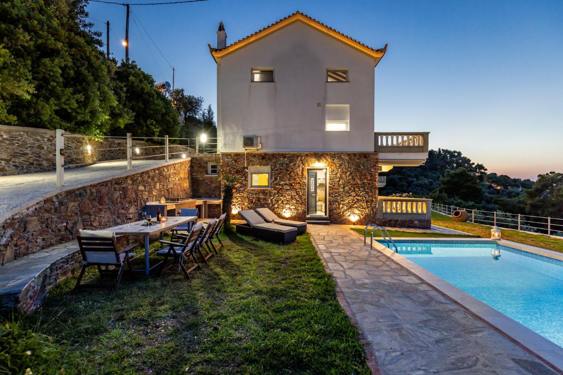 Pavlos Skopelos Town